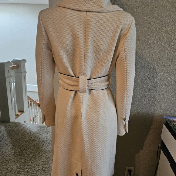 Soia & Kyo cream heavy belted wool coat size small - Picture 6 of 12